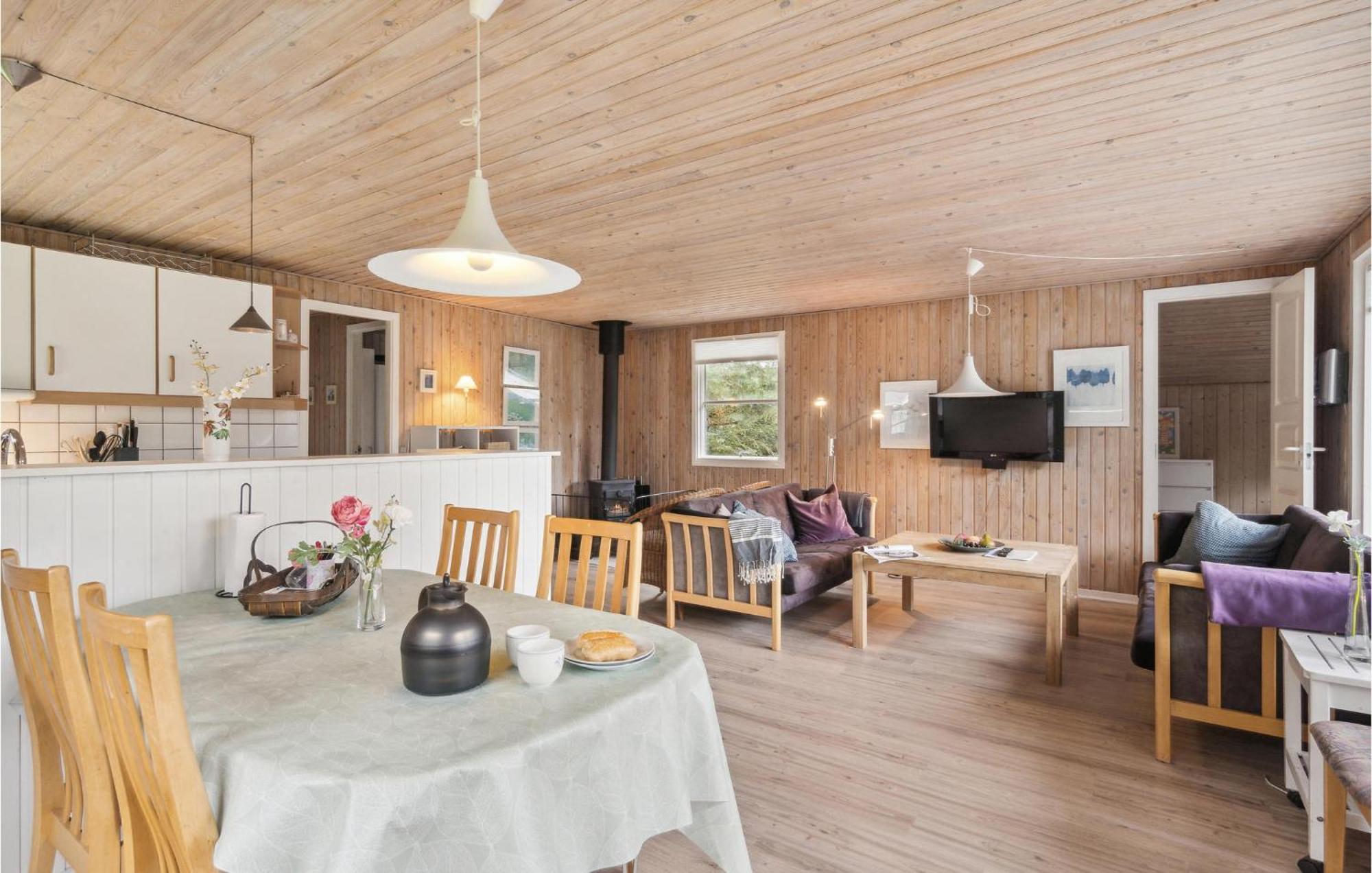 Stunning Home In Saltum With Wifi Екстер'єр фото